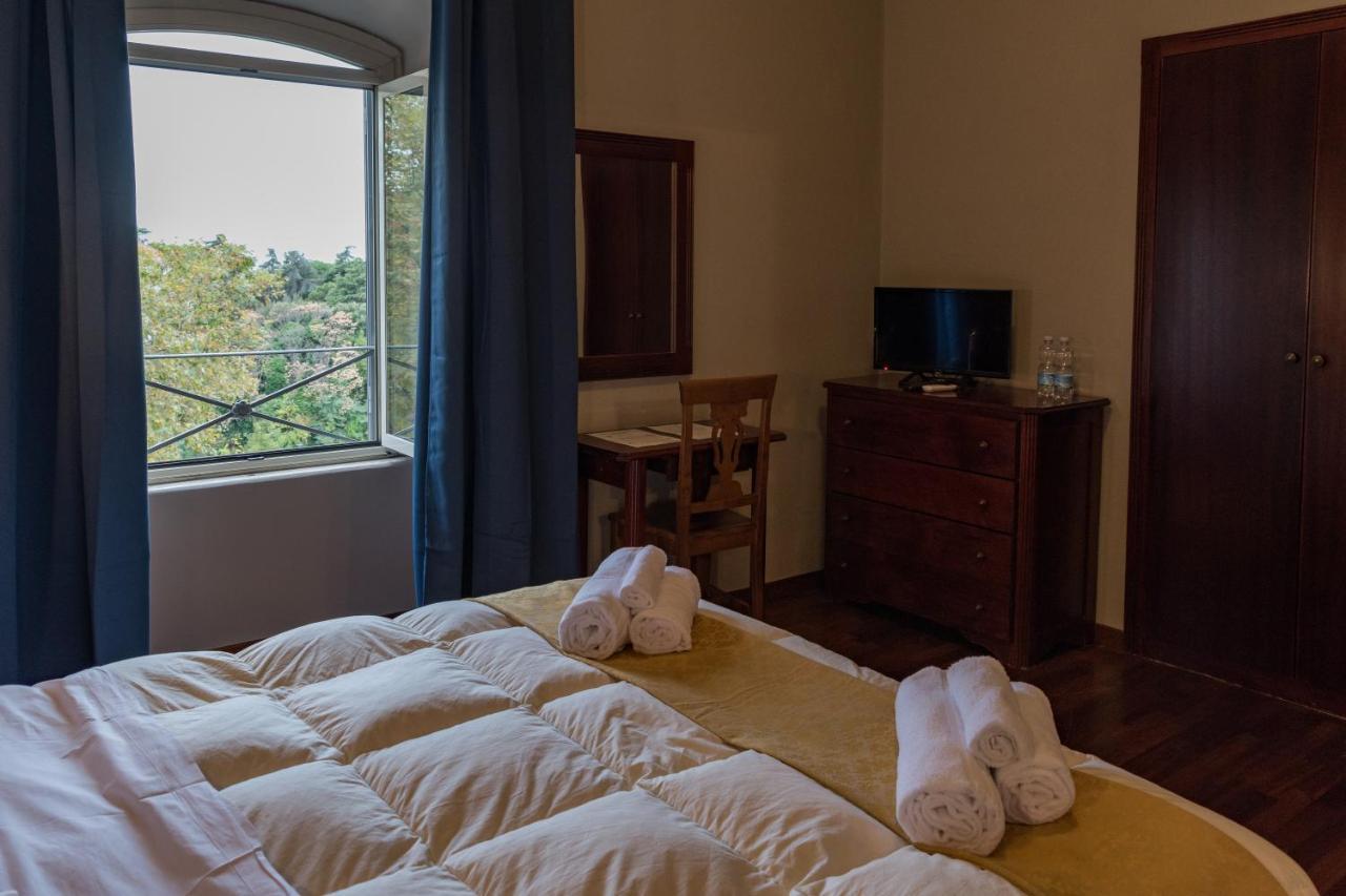 Bed and breakfast Antica Terrazza Frascati Extérieur photo