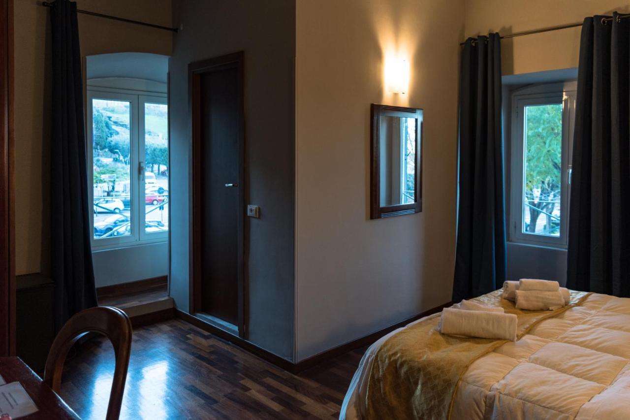 Bed and breakfast Antica Terrazza Frascati Extérieur photo